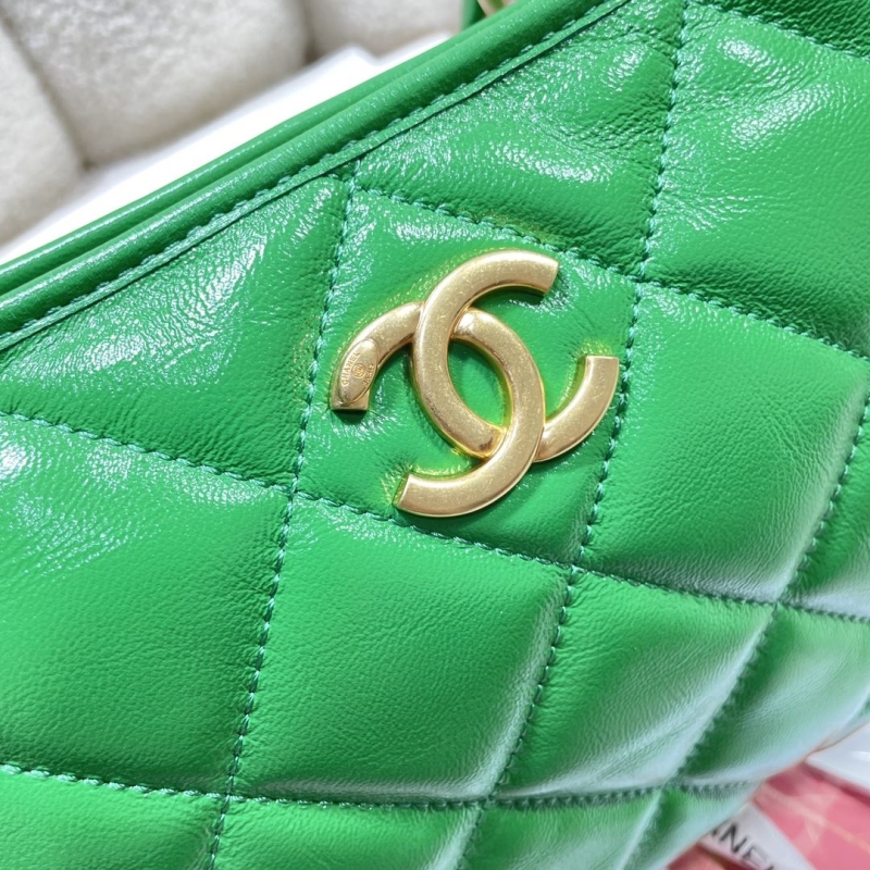 Ch**el hobo bags